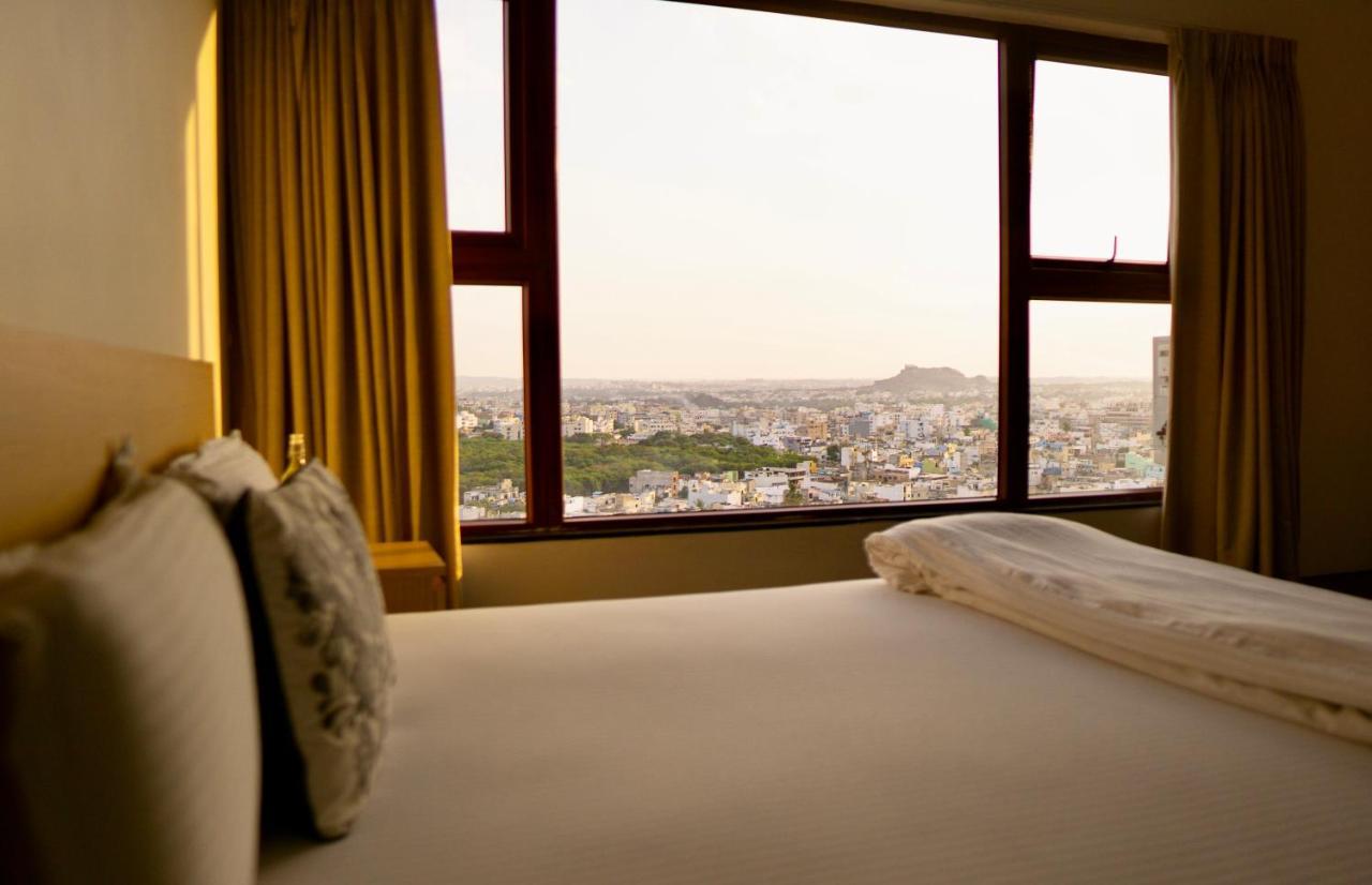 Bridge Service Apartment Haydarabad Dış mekan fotoğraf